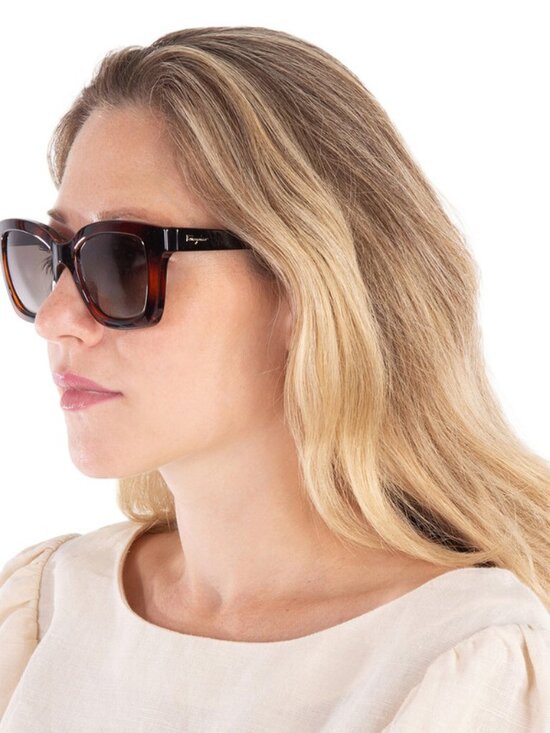 Salvatore Ferragamo SF955S 214 Square Sunglasses - Havana / Brown main image 8